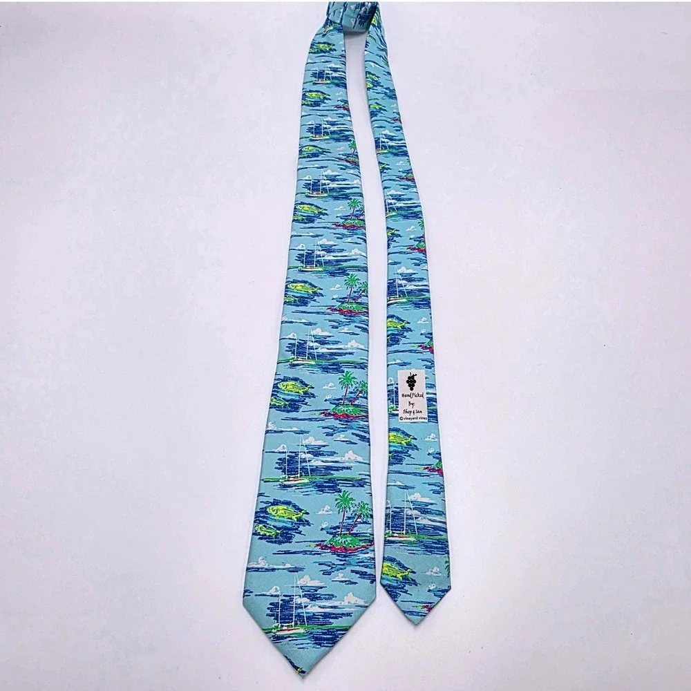 Vineyard Vines Martha Vineyard Silk Tie Light Blue Tropical Island Sailboat Fish